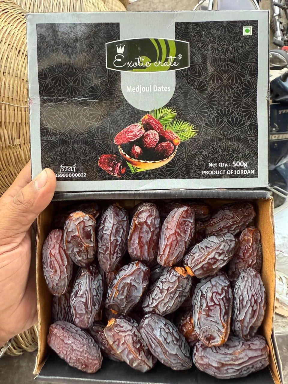 Medjool Dates 500gm Premium Black Medjool Dates