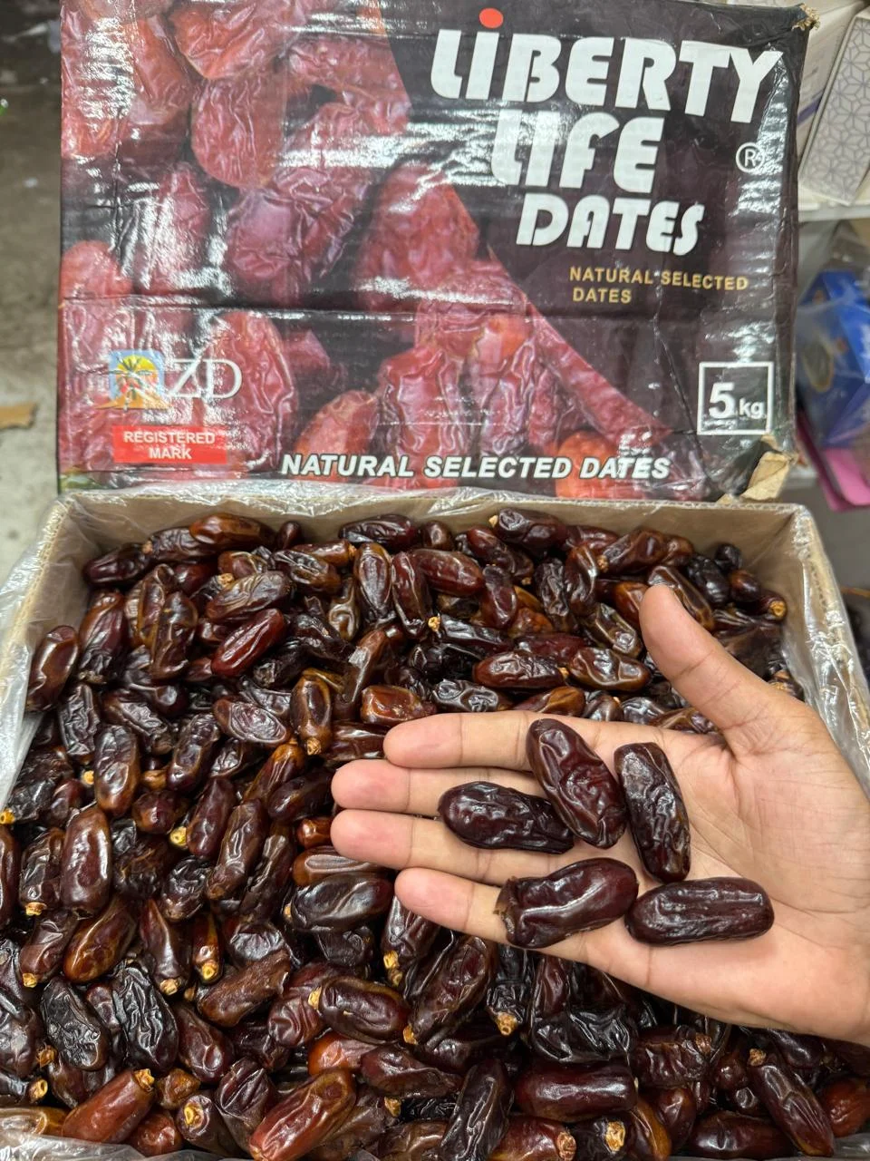 Liberty Rabbi Dates 5kg A Grade Brown Dates Carton Pack